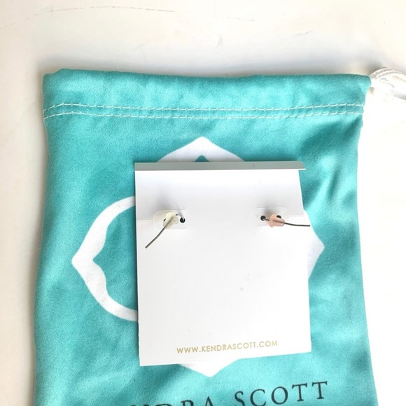 Kendra Scott Blue Lace Agate Elle Earrings - Picture 5 of 5